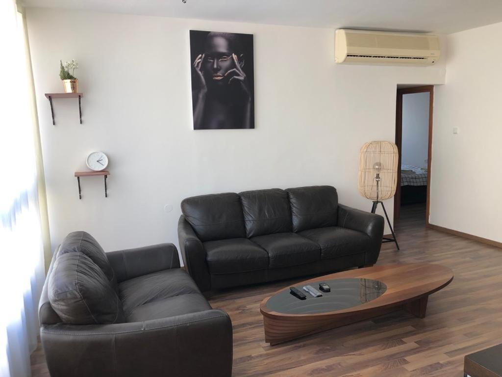 Sky Home Apartment Jabotinsky 8 巴特亚姆 外观 照片