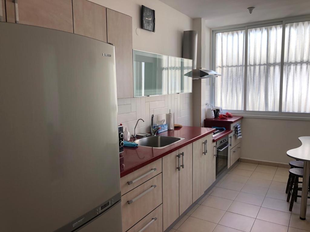 Sky Home Apartment Jabotinsky 8 巴特亚姆 外观 照片